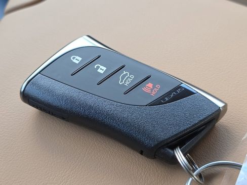 New 2025 Lexus ES 350 Ultra Luxury image 40