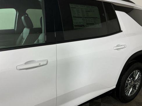 New 2026 Chevrolet Traverse LT w/ Driver Confidence Package image 4