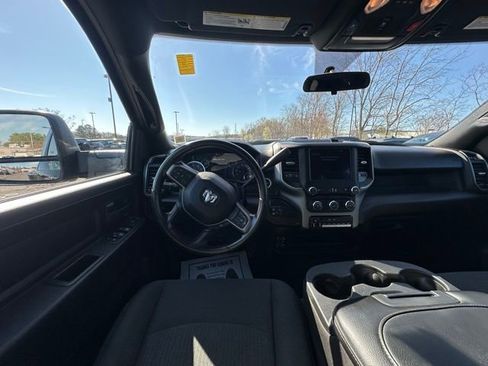 Used 2024 RAM 3500 Tradesman w/ Chrome Appearance Group image 18