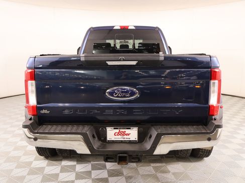 Used 2019 Ford F350 Lariat w/ Chrome Package image 22