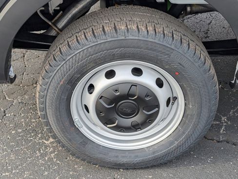 New 2026 Ford Transit 250 148 Medium Roof image 25