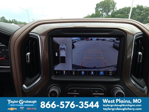Used 2022 Chevrolet Silverado 2500 High Country AWD/4WD image 24