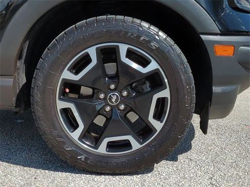 Used 2022 Ford Bronco Sport Outer Banks w/ Tech Package image 11