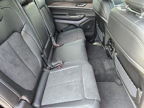 New 2026 Jeep Grand Cherokee L 4WD image 35