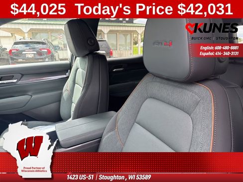 New 2026 GMC Terrain AT4 w/ Technology Package II AWD/4WD image 29