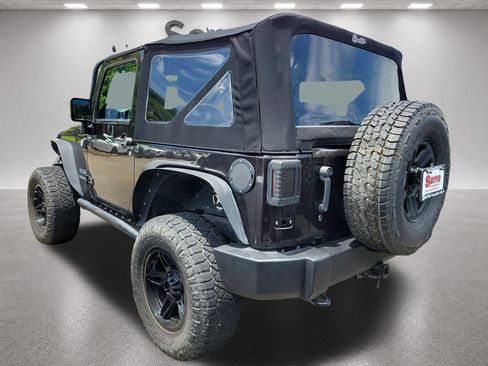 Used 2013 Jeep Wrangler Sport w/ Connectivity Group AWD/4WD image 3