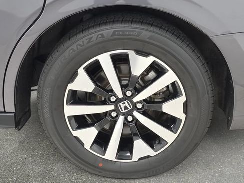 Used 2025 Honda Odyssey EX-L image 30