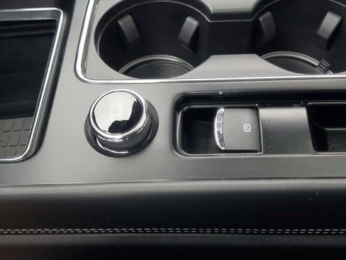 New 2026 Lincoln Corsair Premiere image 24