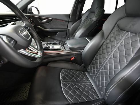 Used 2022 Audi SQ8 Prestige w/ Prestige Package image 8