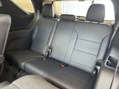 Used 2024 Chevrolet Traverse RS w/ LPO, Floor Liner Package FWD image 20