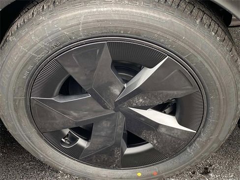 New 2026 Toyota Prius Plug-In Hybrid image 6