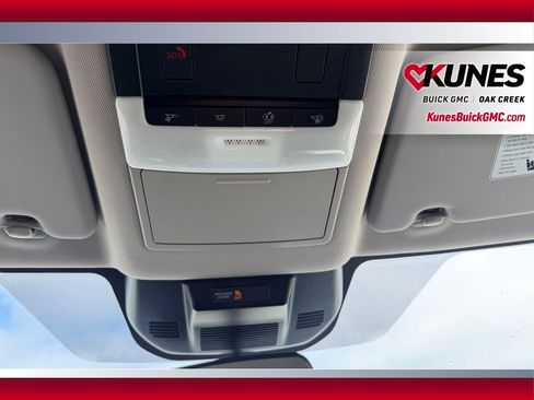 Used 2025 Nissan Rogue SV image 22