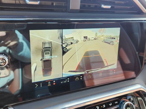 Used 2024 GMC Sierra 1500 Denali Ultimate image 21