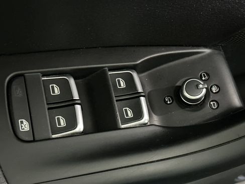 Used 2016 Audi Q3 2.0T Prestige image 13