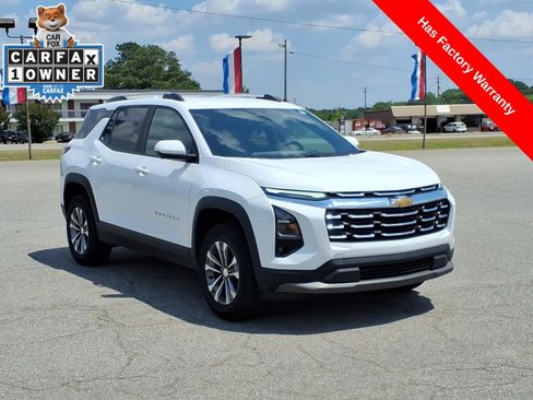 Used 2025 Chevrolet Equinox LT w/ Convenience Package II FWD image 7