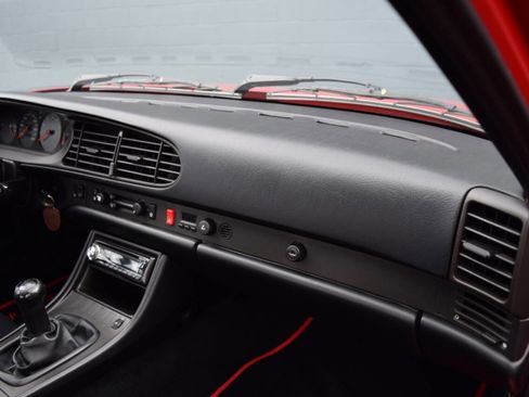 Used 1993 Porsche 968 image 53