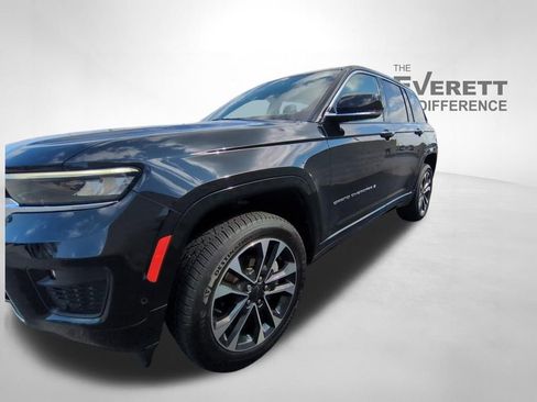 Used 2022 Jeep Grand Cherokee Overland w/ Luxury Tech Group IV image 6