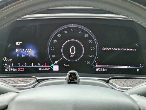 Used 2021 Cadillac Escalade ESV Premium Luxury w/ Driver Assist Tech Package RWD image 33