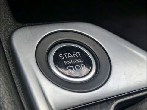 Used 2022 Nissan Sentra SV w/ All-Weather Package FWD image 11