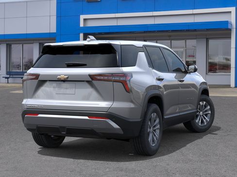 New 2026 Chevrolet Equinox LT AWD/4WD image 4