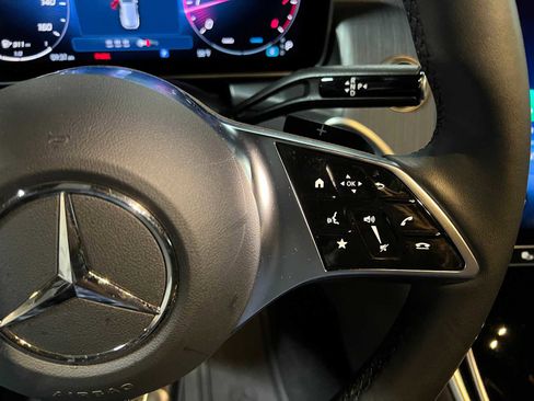 Certified 2025 Mercedes-Benz GLC 300 4MATIC image 28