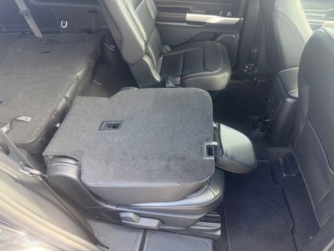 Used 2024 Ford Explorer XLT w/ Equipment Group 202A AWD/4WD image 56