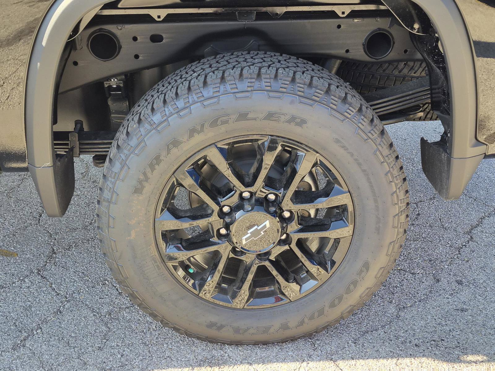 New 2026 Chevrolet Silverado 2500 Custom w/ Custom Blackout Package AWD/4WD image 3