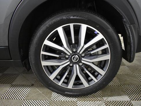 Used 2021 Nissan Kicks SV image 38