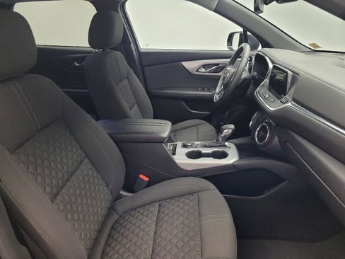 Used 2022 Chevrolet Blazer LT image 21
