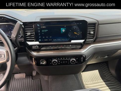 Used 2024 Chevrolet Silverado 1500 LT AWD/4WD image 23