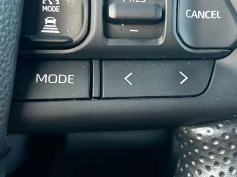 Used 2025 Toyota Tacoma SR5 RWD image 17
