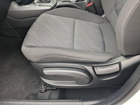 Certified 2026 Kia Seltos LX FWD image 20