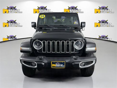 Used 2024 Jeep Wrangler Sahara image 2