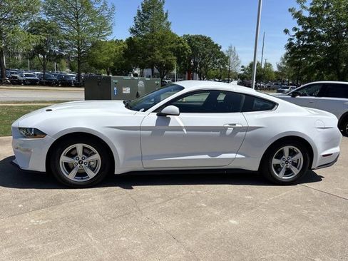 Used 2021 Ford Mustang Coupe RWD image 7