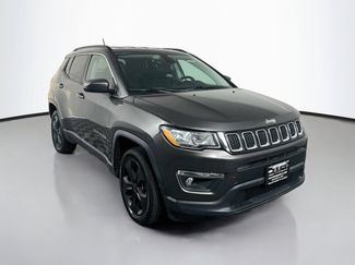 Used 2017 Jeep Compass Latitude w/ Popular Equipment Group AWD/4WD video 1