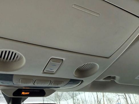 Used 2020 Ford EcoSport SE image 24