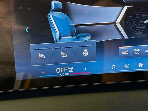 Used 2025 BMW X3 xDrive30i w/ Premium Package image 22