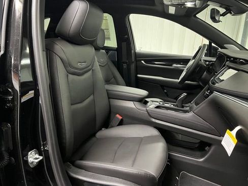 New 2026 Cadillac XT5 Premium Luxury AWD/4WD image 17