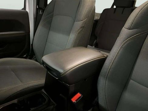 Used 2025 Jeep Wrangler Unlimited Sahara w/ Safety Group image 58