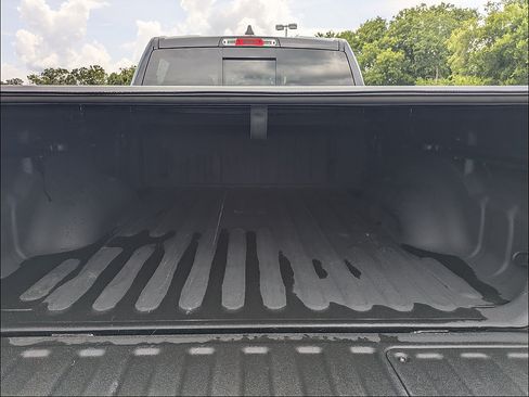 Used 2025 RAM 1500 Laramie w/ Advanced Safety Group II AWD/4WD image 14