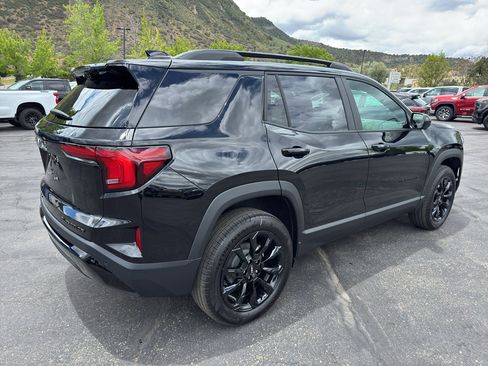 New 2026 GMC Terrain Elevation w/ Elevation Premium Package AWD/4WD image 7