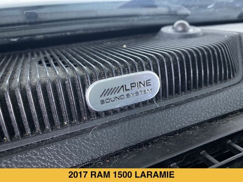 Used 2017 RAM 1500 Laramie w/ Convenience Group AWD/4WD image 12