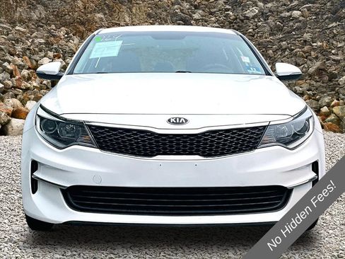 Used 2016 Kia Optima LX FWD image 3
