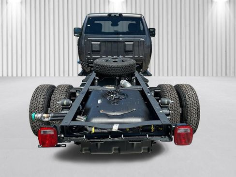New 2026 RAM 3500 Tradesman AWD/4WD image 6