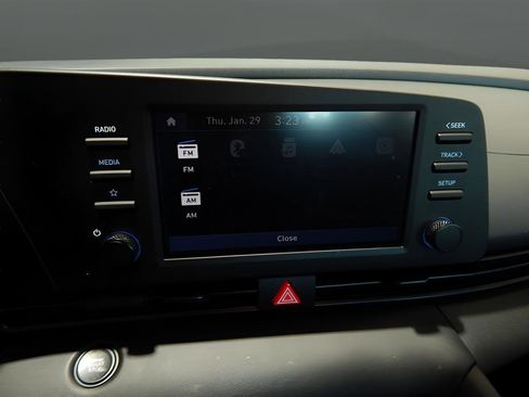 Used 2025 Hyundai Elantra Sport image 26