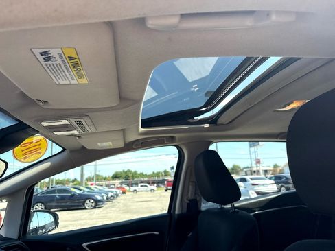 Used 2018 Honda Fit EX image 22