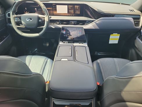 Used 2026 INFINITI QX80 4WD w/ Sport Exterior Package image 6
