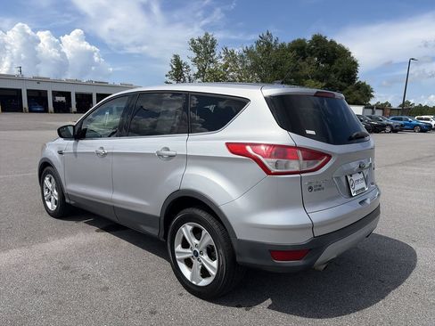 Used 2016 Ford Escape SE FWD image 5
