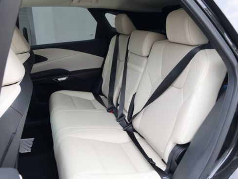 Used 2024 Lexus RX 350 Premium Plus w/ Convenience Package FWD image 36