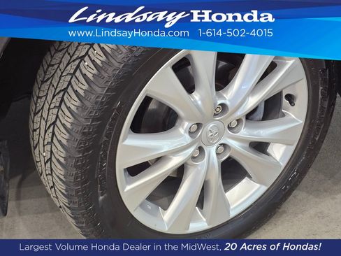 Used 2015 Toyota RAV4 Limited AWD/4WD image 25